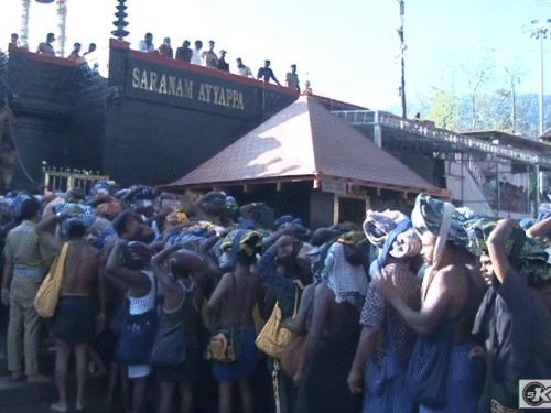 सुप्रीम कोर्ट ने पूछा-छूने से देवता अपवित्र कैसे होते हैं:सबरीमाला के वकील बोले- भगवान अयप्पा ब्रह्मचारी, इसलिए पूजा की प्रथा भी वैसी