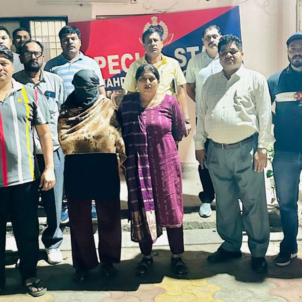 दिल्ली में 50 हजार की इनामी महिला ड्रग तस्कर अरेस्ट:पुलिस ने 200 CCTV और 100 मोबाइल खंगाले; 11 केस दर्ज; अपराध में बेटियां भी शामिल
