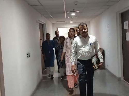 मनीषा हवलदार ने पैसों के लिए NEET पेपर लीक किया:CBI को 6 दिन की रिमांड मिली; शिक्षा मंत्री ने री-एग्जामिनेशन के लिए राज्यों को पत्र लिखा