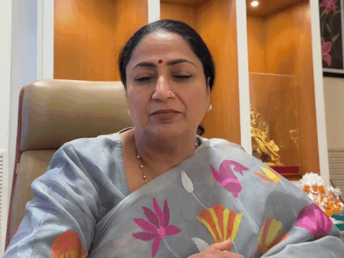 दिल्ली के कोचिंग सेंटरों को एक महीने का अल्टीमेटम:सीएम रेखा गुप्ता बोलीं- सुरक्षा उपकरण न होने पर किए जाएंगे सील