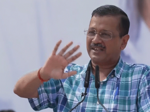 अरविंद केजरीवाल ने वाहन मालिकों के हित में उठाया कदम:ऑटो मोबाइल कंपनियों को लिखा लेटर, कहा- एथेनॉल मिश्रित पेट्रोल को लेकर स्थिति स्पष्ट करें